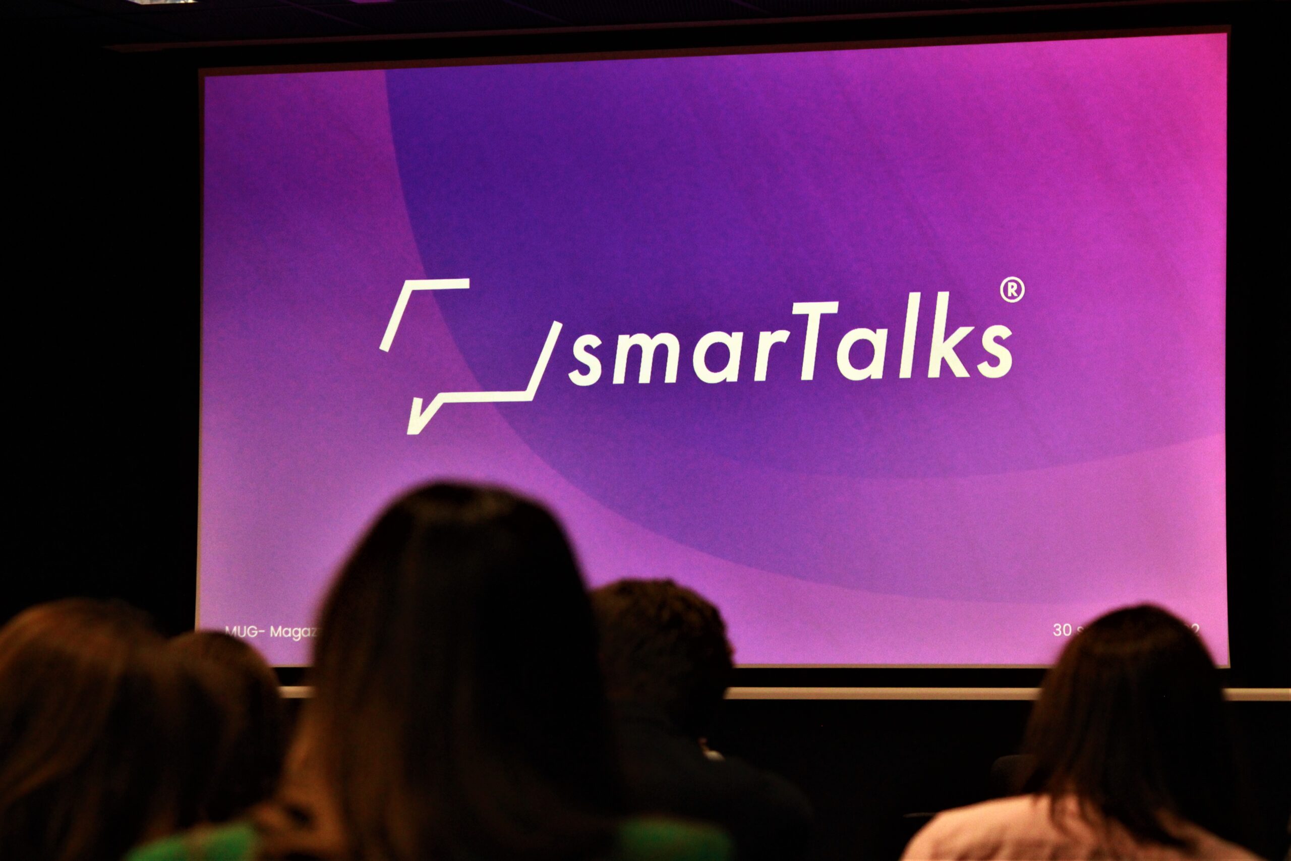 Inaugurazione smarTalks: talks, dibattiti ed emozioni all'evento ufficiale, ripercorriamolo insieme. Ecco cosa è successo